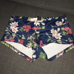 BN Black Milk Clothing Navy Garden Short Shorts